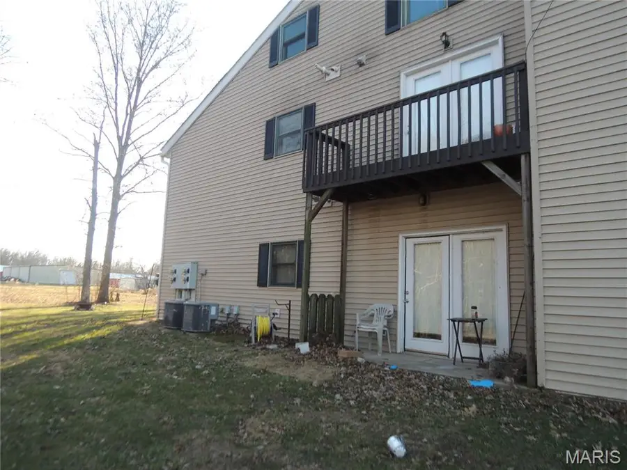 35 Saint Thomas Avenue, Keyesport, IL 62253 - #3