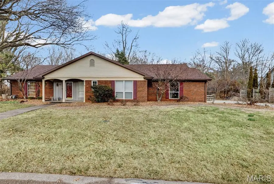 10 Ginger Lake Drive W, Glen Carbon, IL 62034 - #2