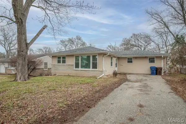 1680 Clover Lane, Florissant, MO 63031