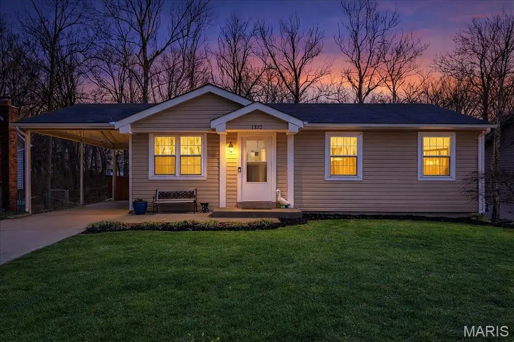 1332 Ramona Lane, Saint Charles, MO 63304 - #1