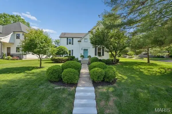 340 W Essex Avenue, Kirkwood, MO 63122 - #1