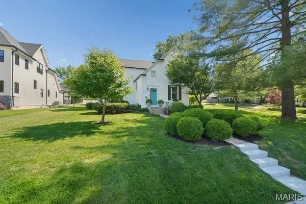 340 W Essex Avenue, Kirkwood, MO 63122 - #2