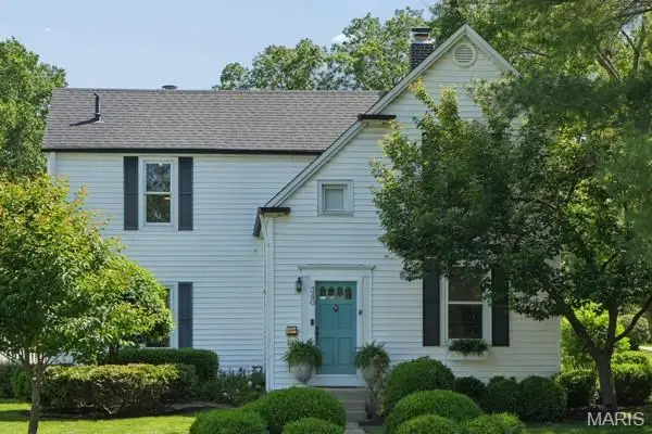 340 W Essex Avenue, Kirkwood, MO 63122 - #3