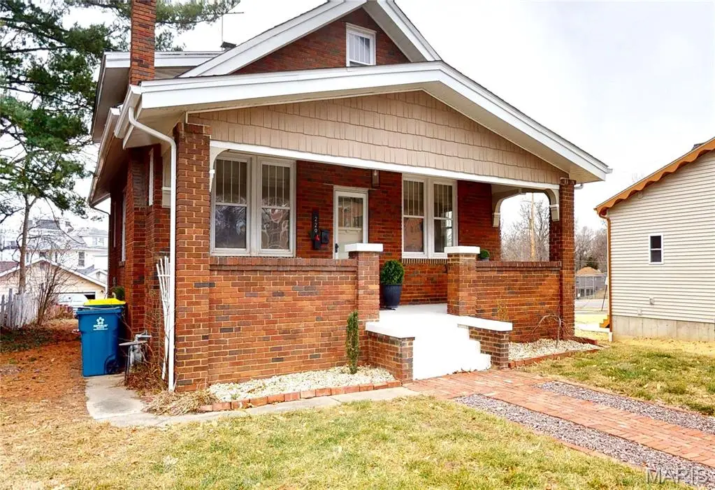 229 Commercial Street, Edwardsville, IL 62025 - #1