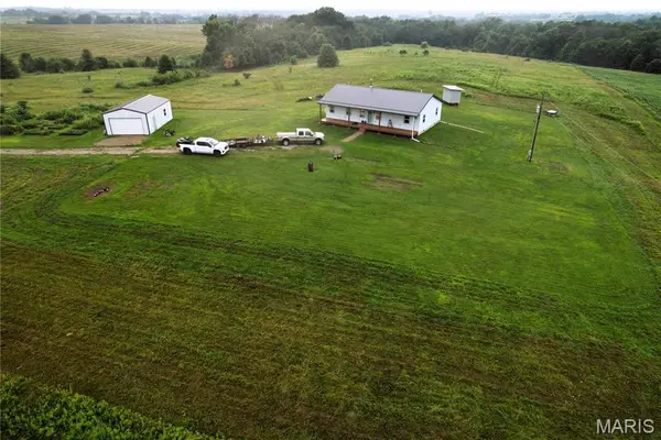 32885 Dogwood Drive, Unincorporated, MO 64630