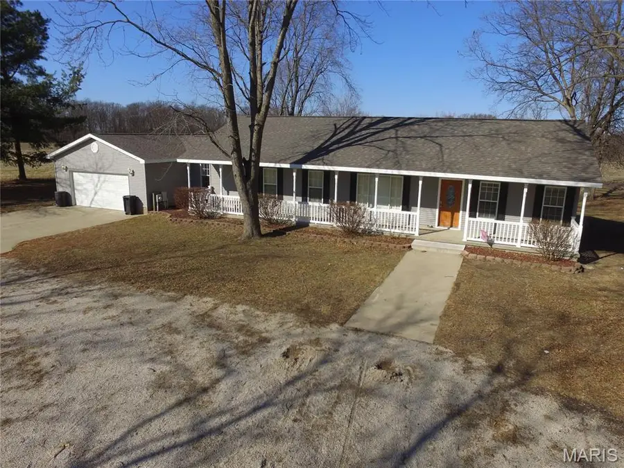 301 March Road, Walnut Hill, IL 62893 - #2