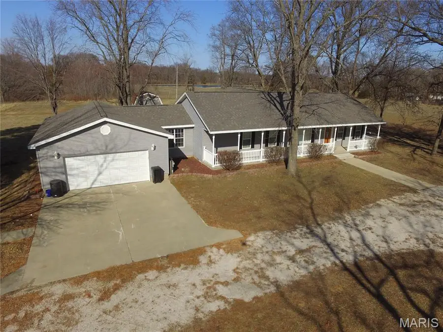 301 March Road, Walnut Hill, IL 62893 - #3