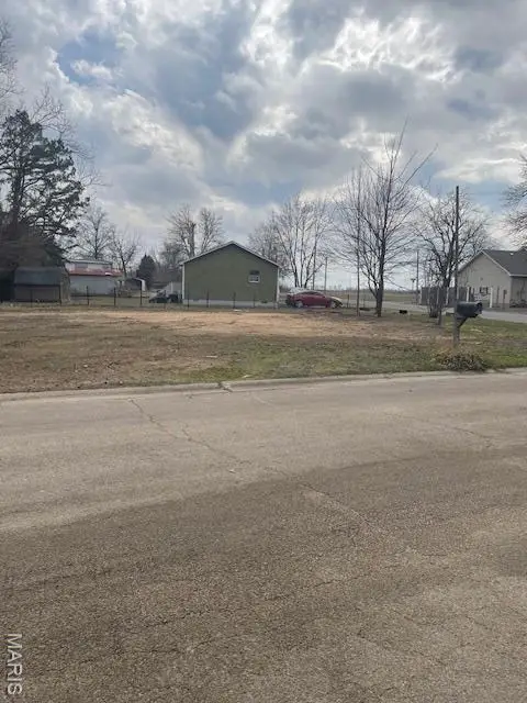 315 Jackson Street, Sikeston, MO 63801