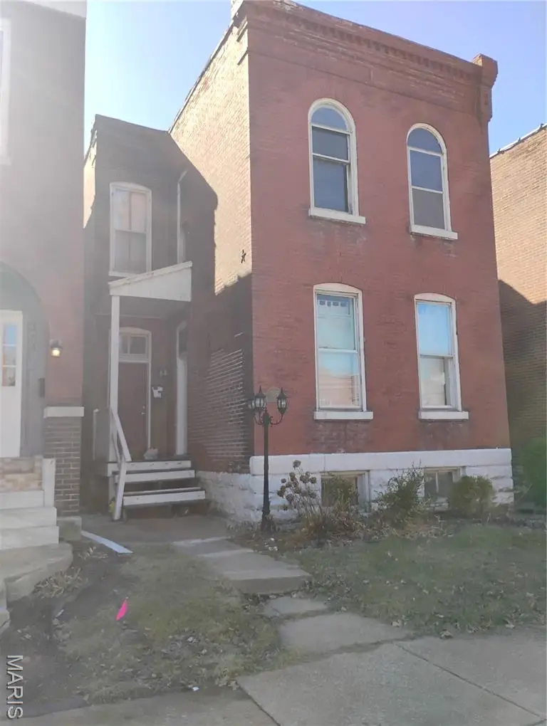 3206 Dakota Street, Saint Louis, MO 63111 - #2