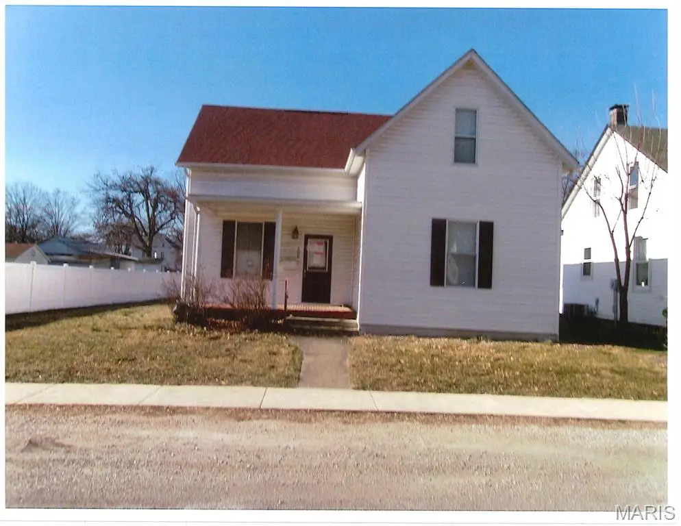 108 S Vine Street, Freeburg, IL 62243 - #1