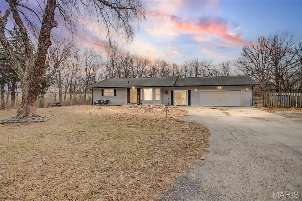 1943 Baldwin Road, Jacksonville, IL 62650 - #1