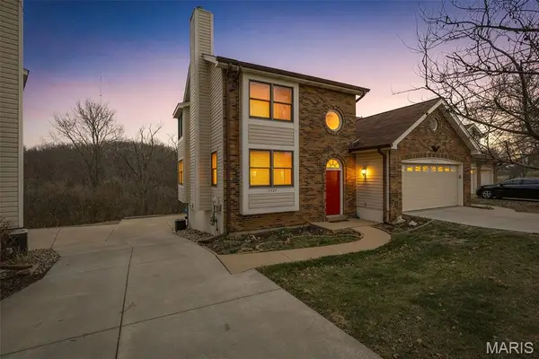 5527 Pierre Court, Mehlville, MO 63128