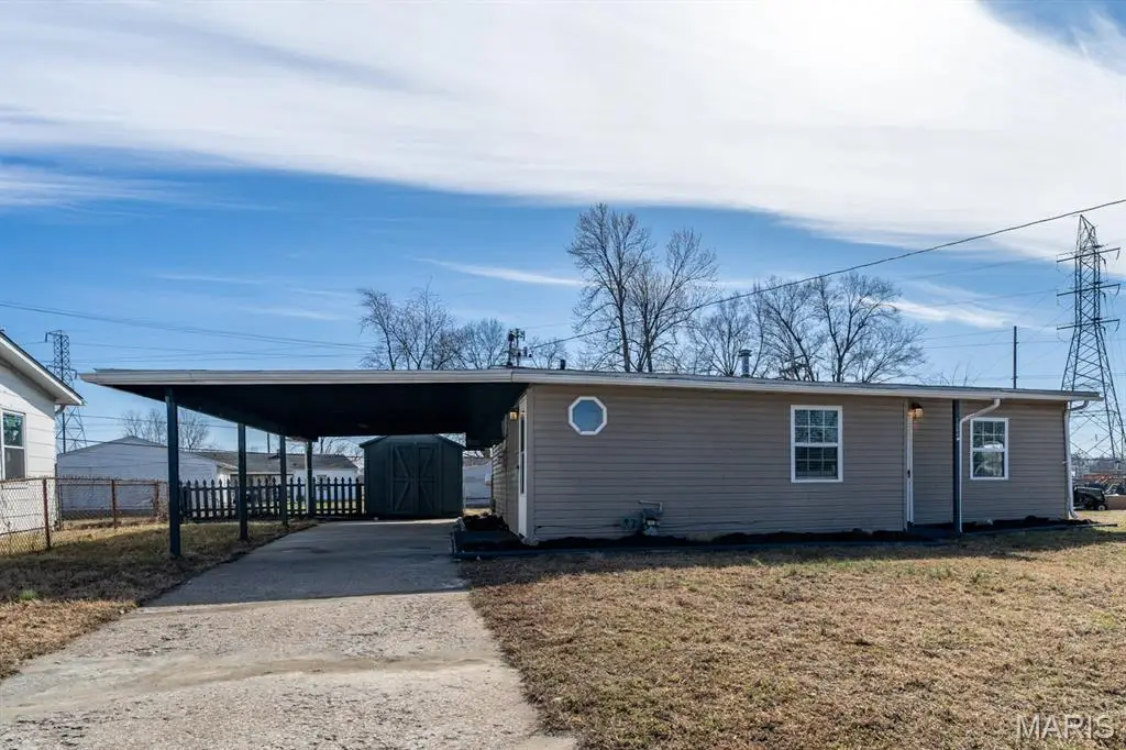 2004 Elm Avenue, Granite City, IL 62040 - #1