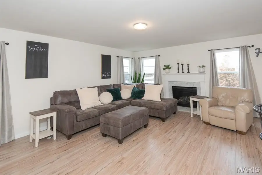 3312 Charlestowne Crossing Drive, Saint Charles, MO 63301 - #2