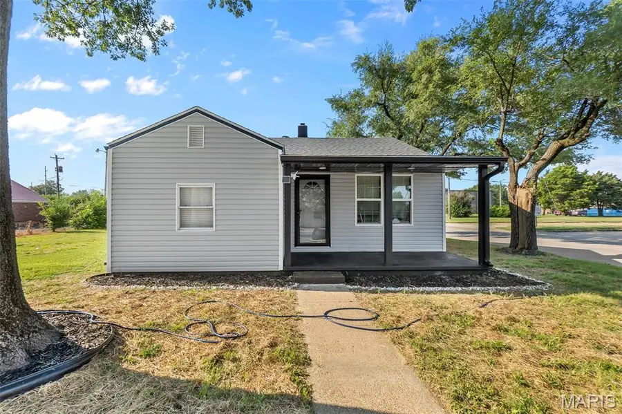 723 Kendall Street, Sikeston, MO 63801 - #2