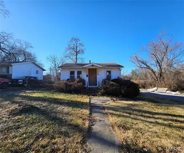 10149 Count Drive, St Louis, MO 63136