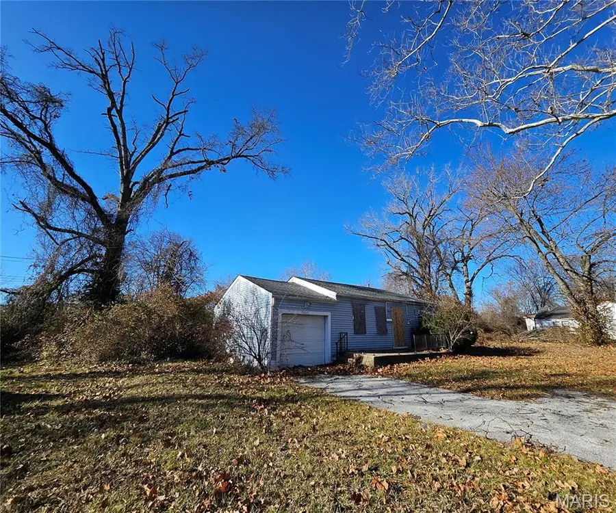 10021 Baron Drive, Saint Louis, MO 63136 - #2