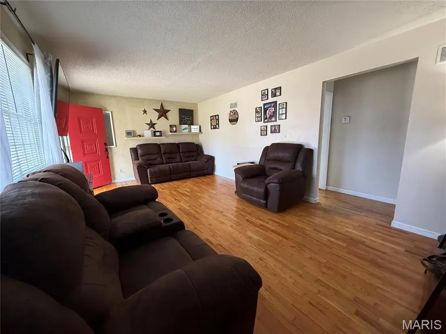 1261 Kingsway Drive, Cape Girardeau, MO 63701 - #3