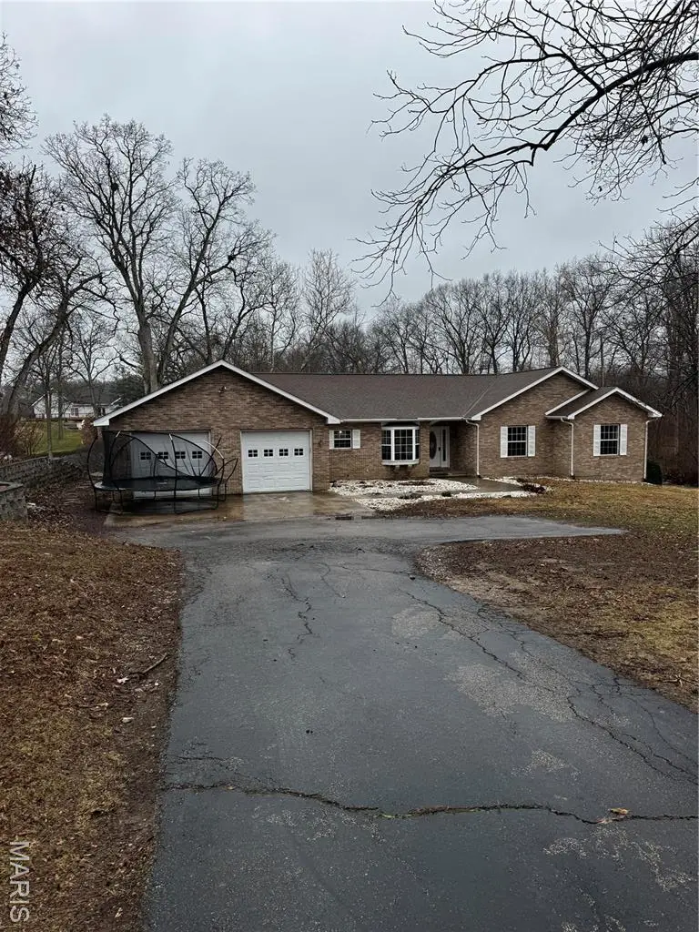 7 Denzel Drive, Greenville, IL 62246 - #3