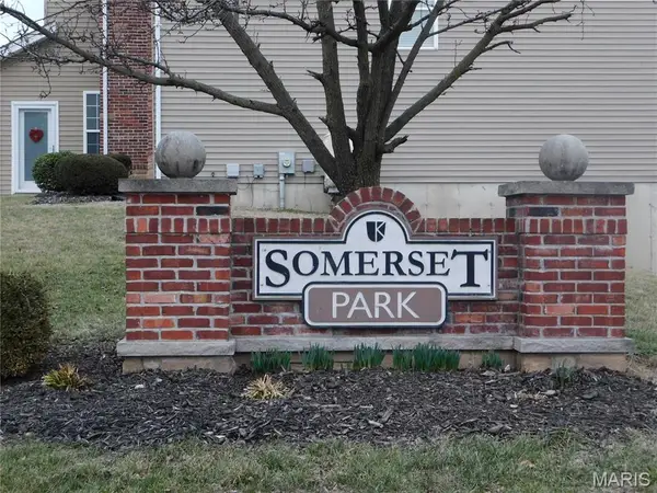 3145 Somerset Green Court, St Louis, MO 63136