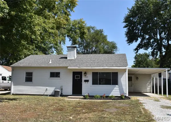 3705 Little Flower Lane, Belleville, IL 62226