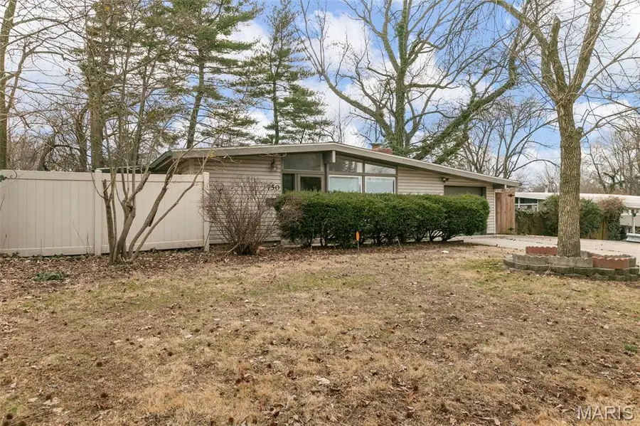 750 Saint Anthony Lane, Saint Louis, MO 63033 - #2