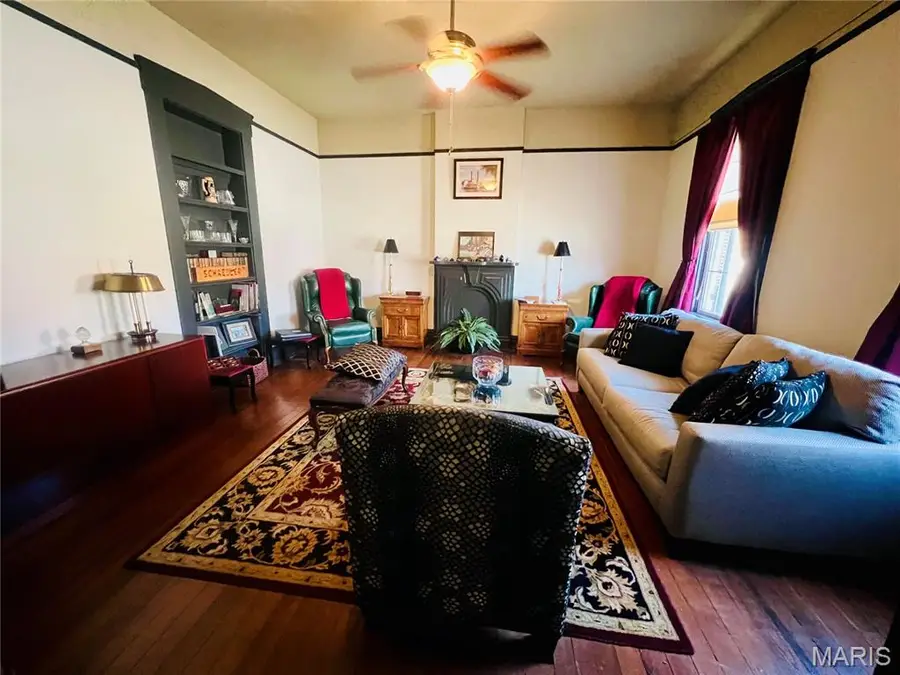 611 Elm Street, Washington, MO 63090 - #3