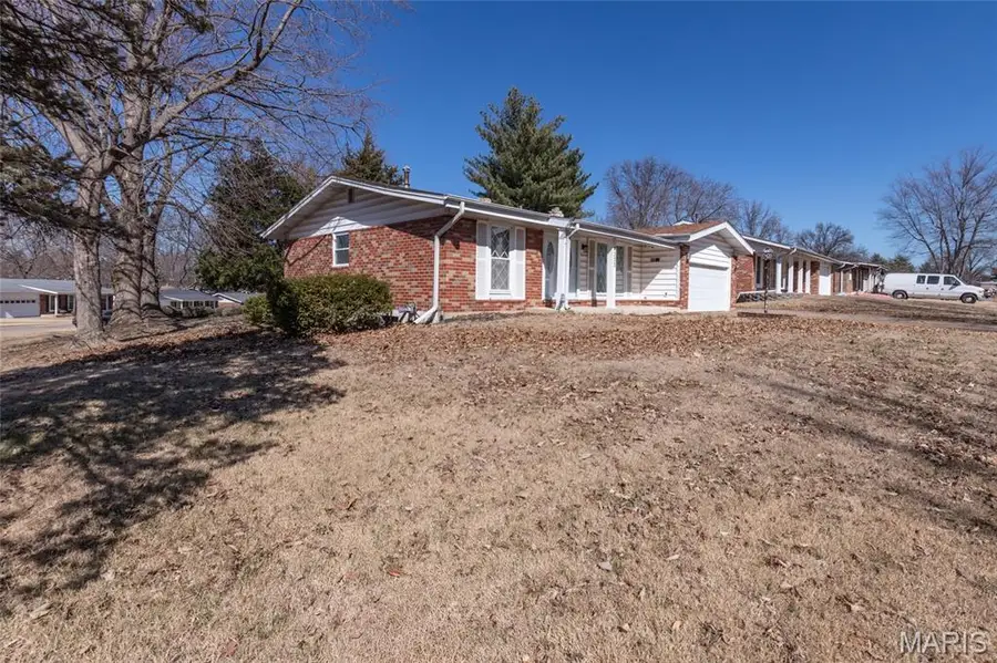 4333 Caracalla Drive, Florissant, MO 63033 - #2