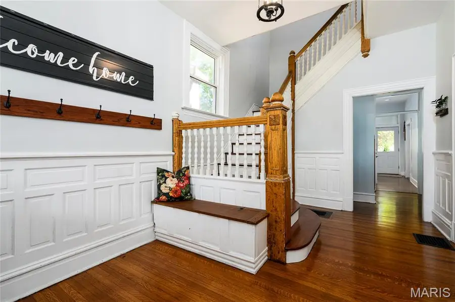 5647 Chamberlain Avenue, Saint Louis, MO 63112 - #3