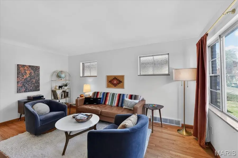 3161 Ohio Avenue, Saint Louis, MO 63118 - #2