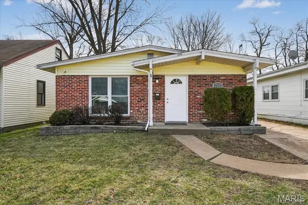 210 Monica Drive, St Louis, MO 63127