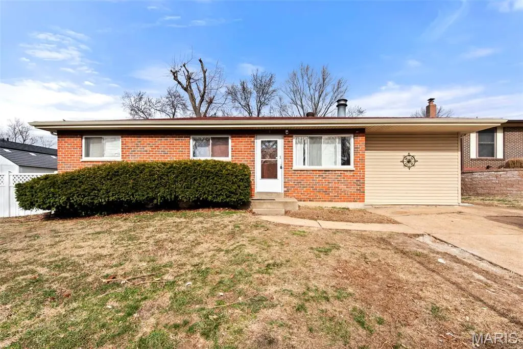 3 Petersburg Court, Arnold, MO 63010 - #1