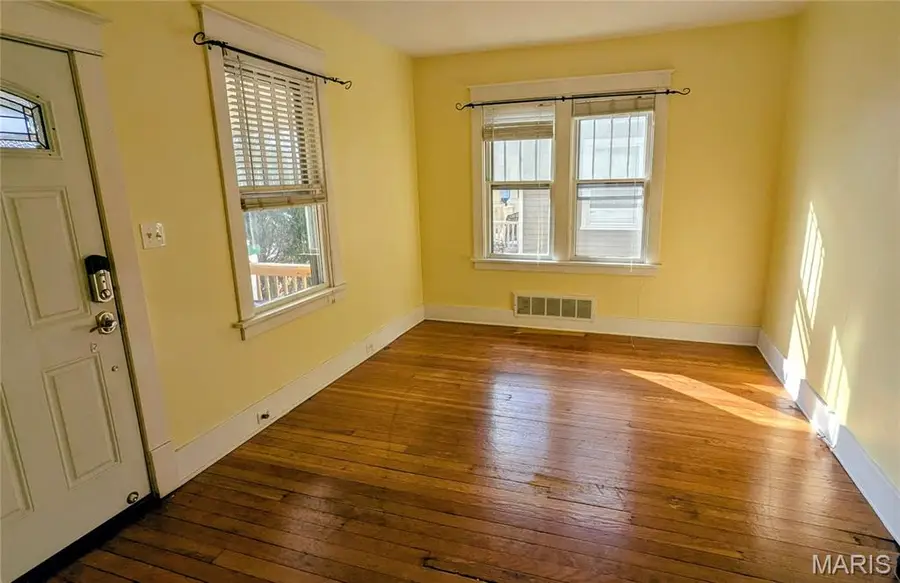 1247 Emerson Avenue, Edwardsville, IL 62025 - #2