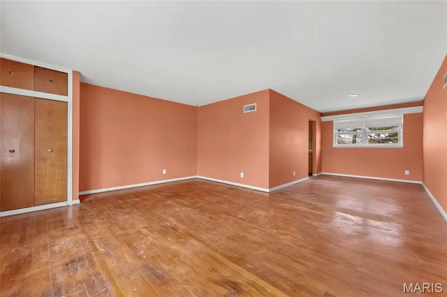 9200 Papoose Drive, Saint Louis, MO 63123 - #3