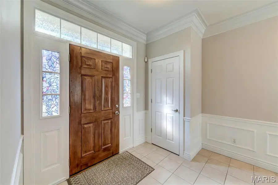 8822 Lynn Lane, Saint Louis, MO 63127 - #2