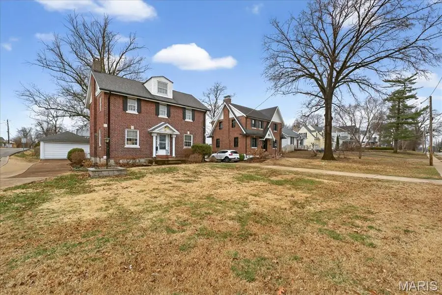 1026 Kirkham Avenue, Glendale, MO 63122 - #2