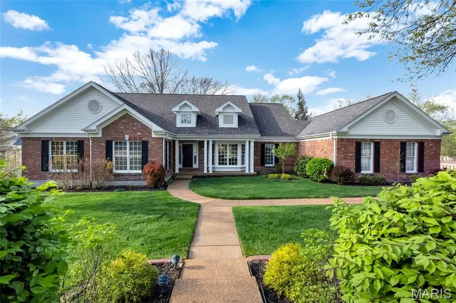 1201 Turnberry Ridge Court, Chesterfield, MO 63005 - #2