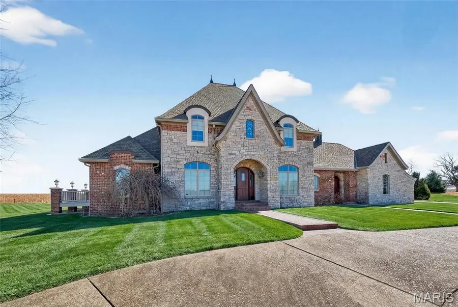 2662 N Hwy 79, Elsberry, MO 63343 - #2