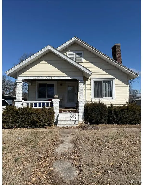 38 N Michigan Avenue, Belleville, IL 62221