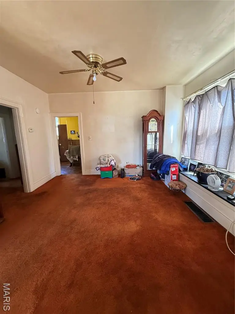 38 N Michigan Avenue, Belleville, IL 62221 - #2