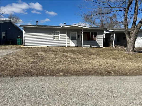 141 Saint Thomas Lane, Cahokia, IL 62206