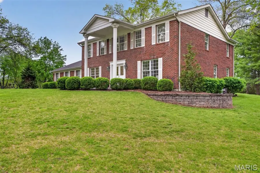 1645 Mason Knoll Road, Missouri River, MO 63131 - #3