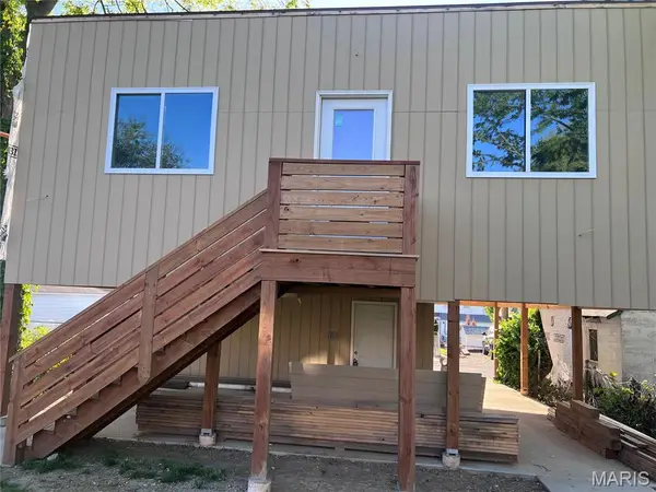 2707 Dalton Avenue, St Louis, MO 63139