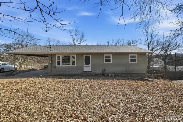 3858 Ronnie Lane, Pacific, MO 63069