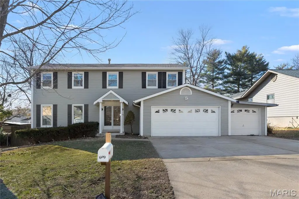 609 Westbridge Drive, Saint Peters, MO 63376 - #1