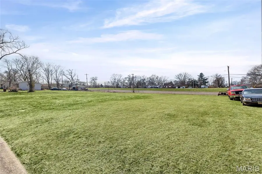 844 Saint Benedict Drive, Cahokia, IL 62206 - #3