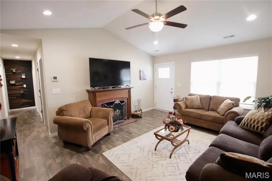 233 Bud Street, Sullivan, MO 63080 - #3