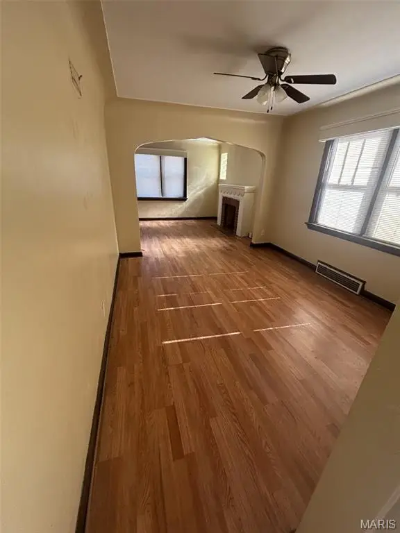 5979 Drury Lane, Saint Louis, MO 63147 - #2