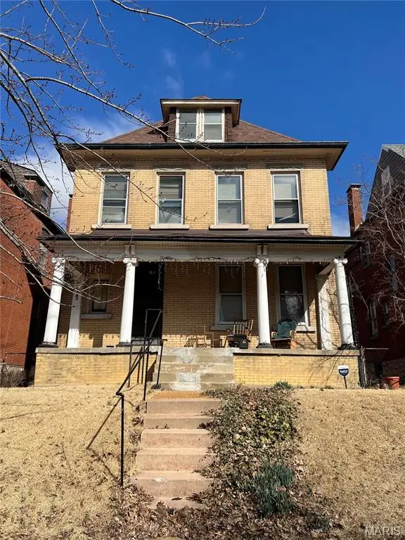 3835 Hartford Street, St Louis, MO 63116