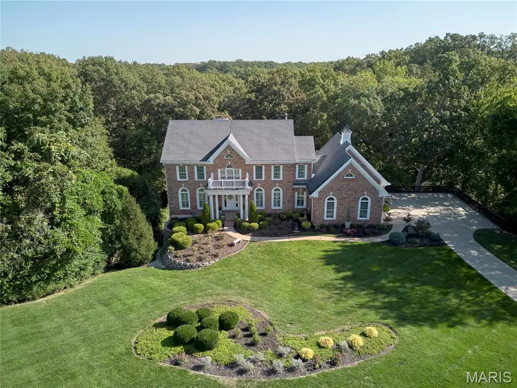 16507 Kingspointe Lake Lane, Chesterfield, MO 63005 - #1